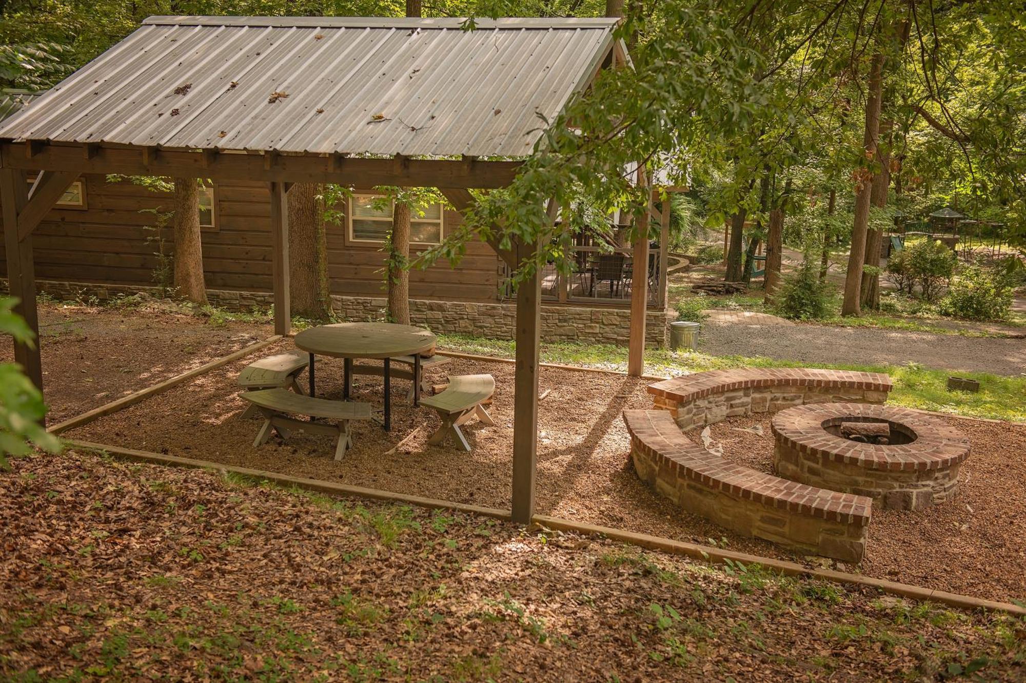 Ryon Tiny Home Cabin City-Side Rustic Retreat تشاتانوغا المظهر الخارجي الصورة